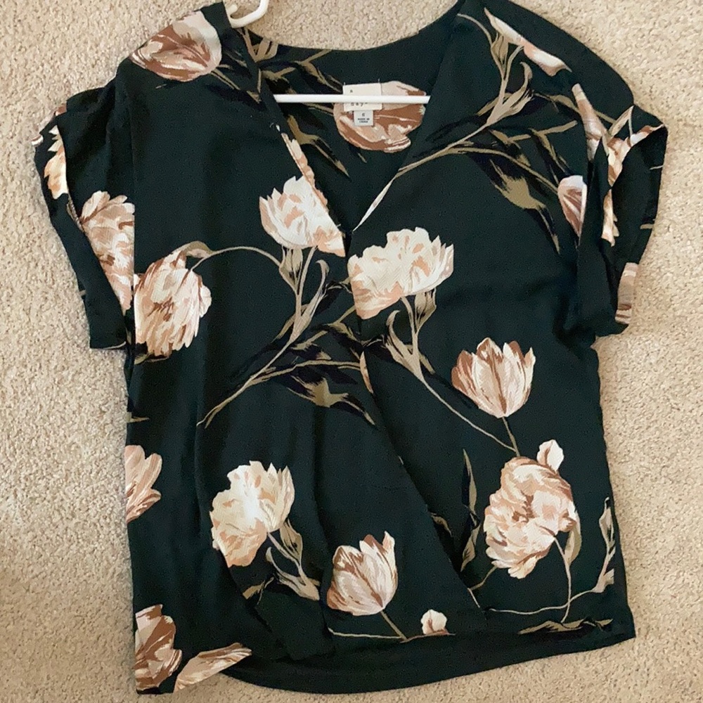 Green Floral Short Sleeve Wrap Top